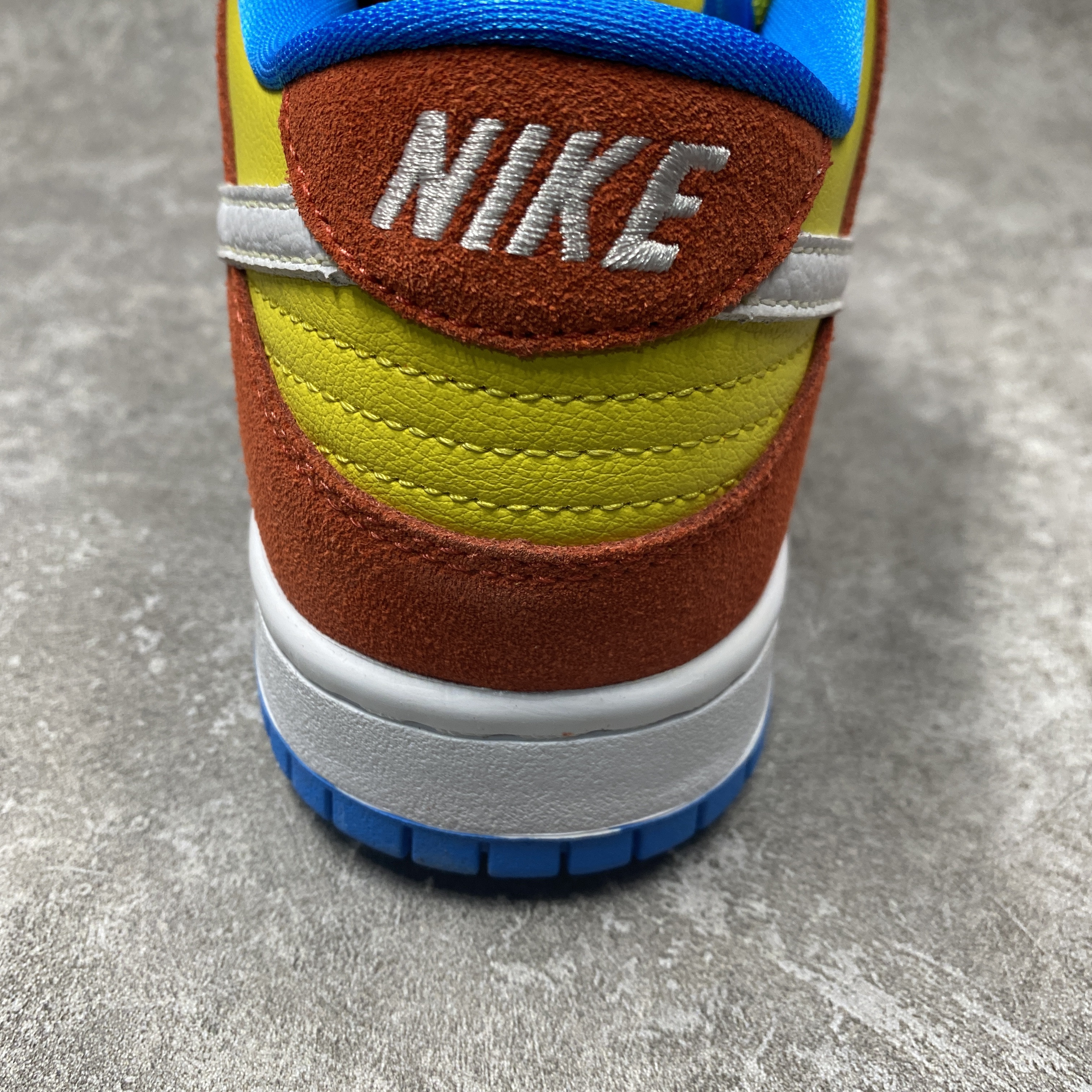 Nike SB Dunk Low Pro Bart Simpson