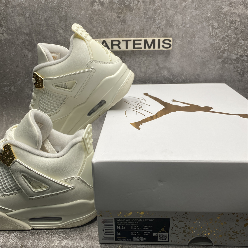 WMNS AIR JORDAN 4 RETRO 