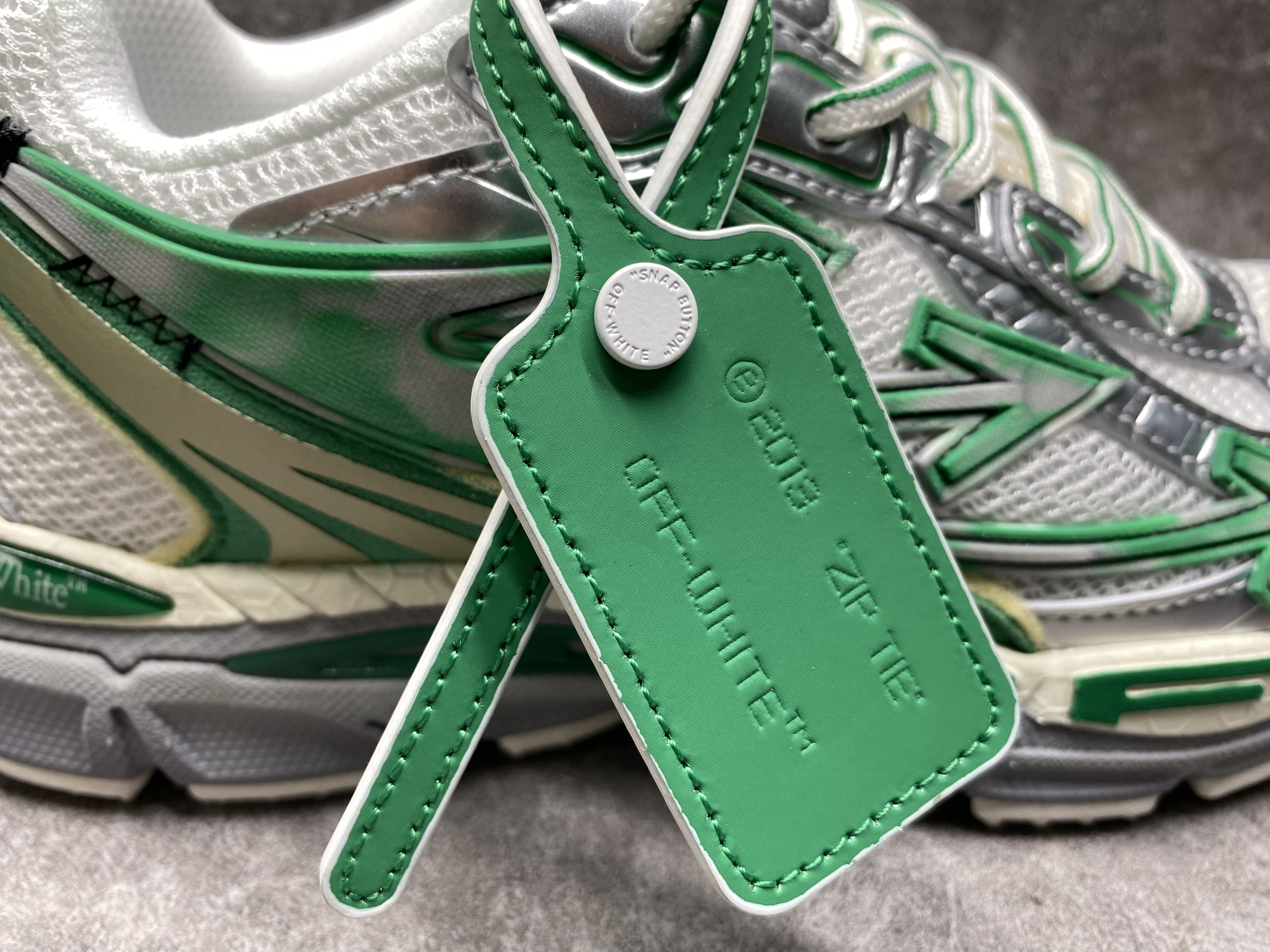 UA Off-White "BE RIGHT BACK"