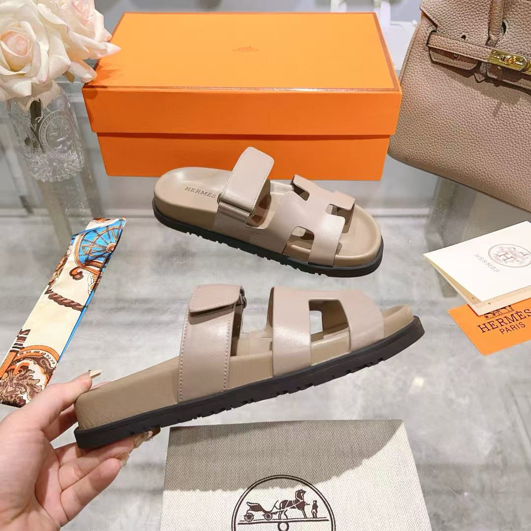 UA Hermès Chypre Sandal