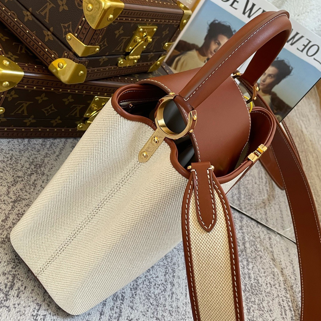 LV CAPUCINES MM M57361