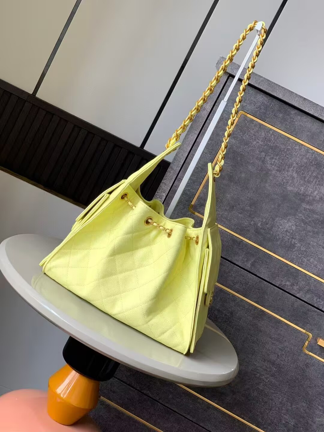 Ch*el 25c bucket bag 26x30x14cm