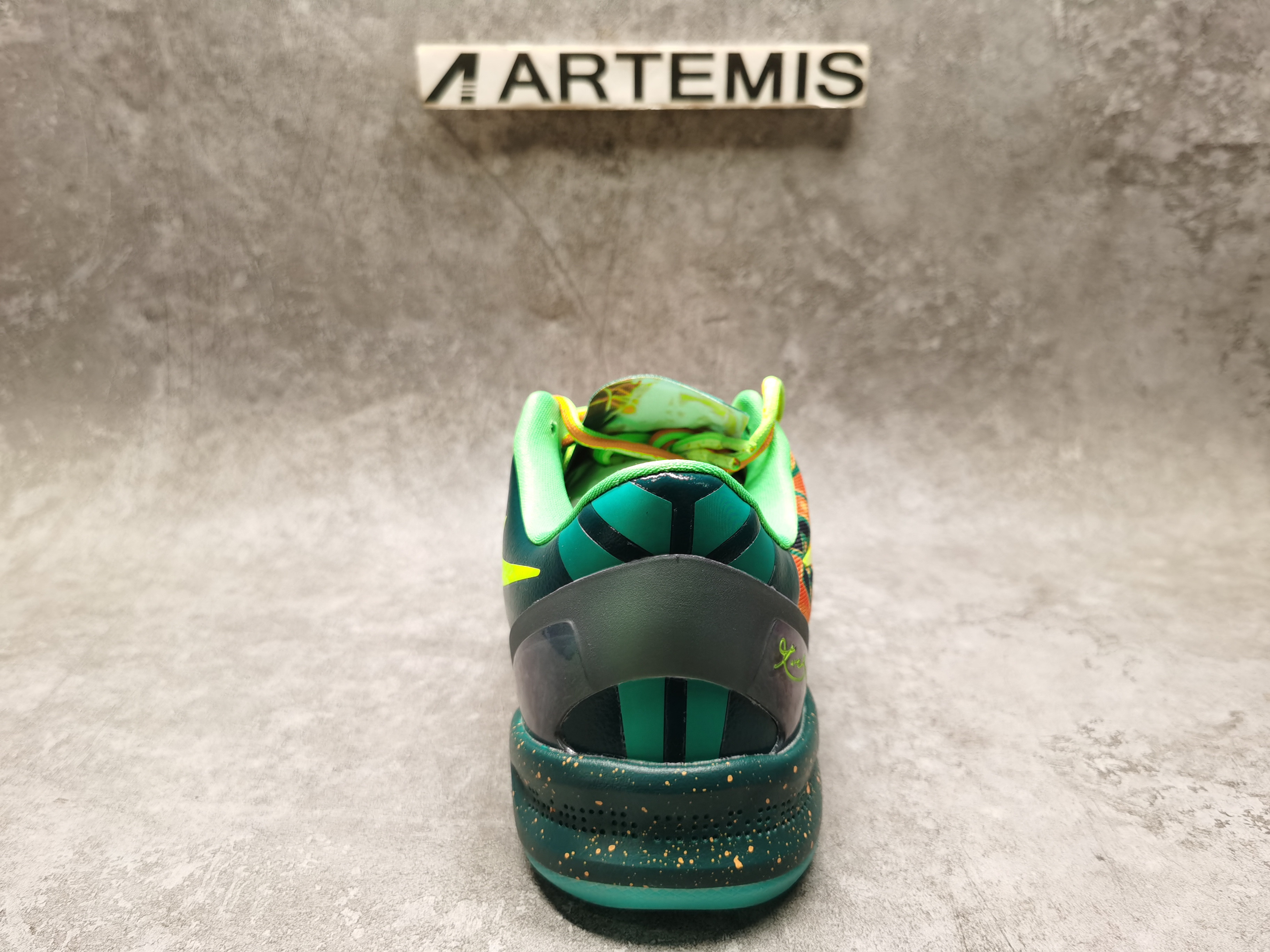 UA Nike Kobe 8 Protro