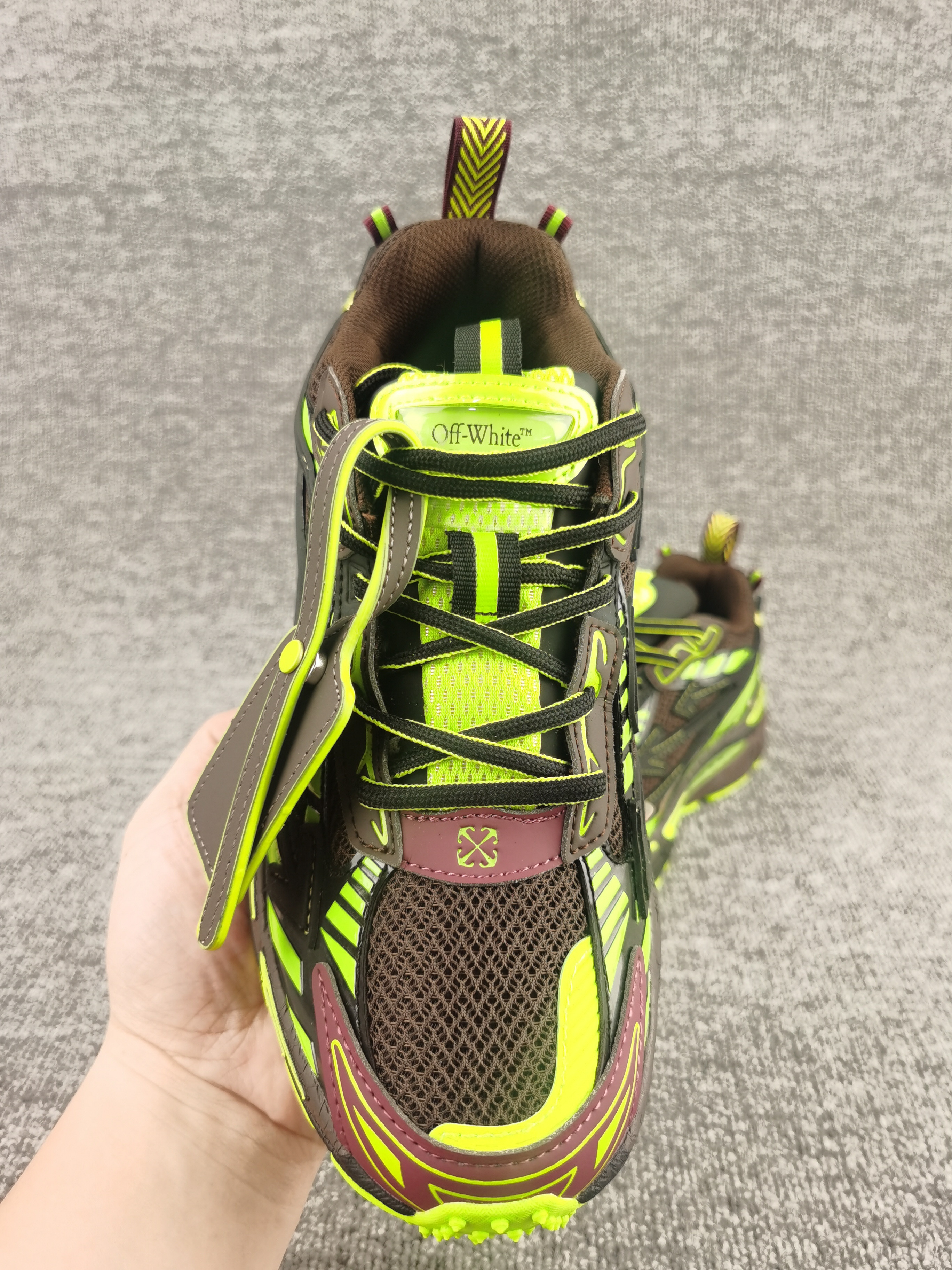 UA Off-White "BE RIGHT BACK"