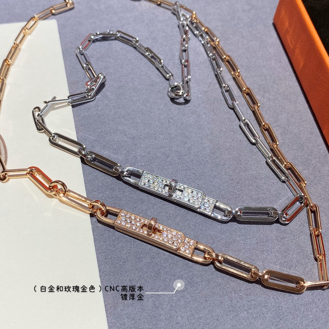 Hermès belt button Necklace