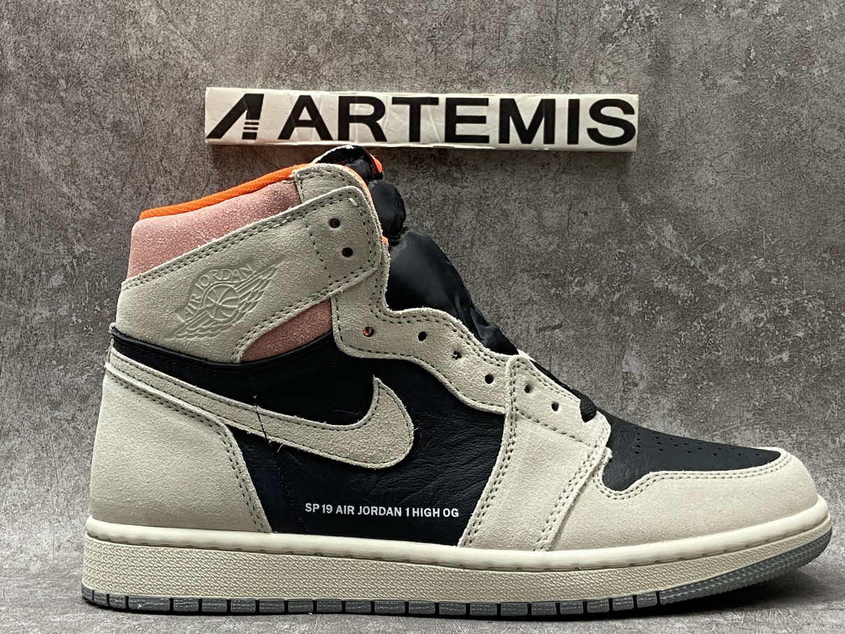Air Jordan 1 Retro High Neutral Grey Hyper Crimson
