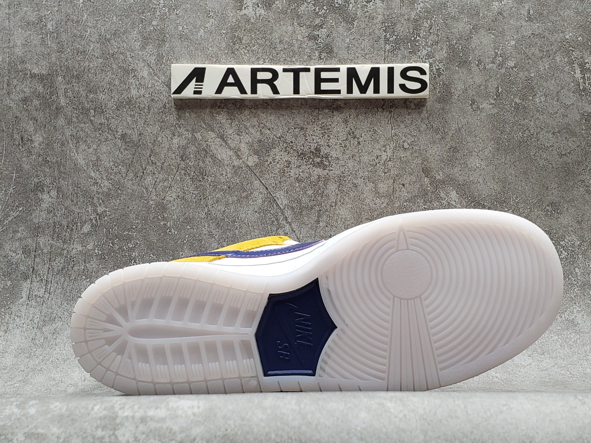 Nike SB Dunk Low Laser Orange