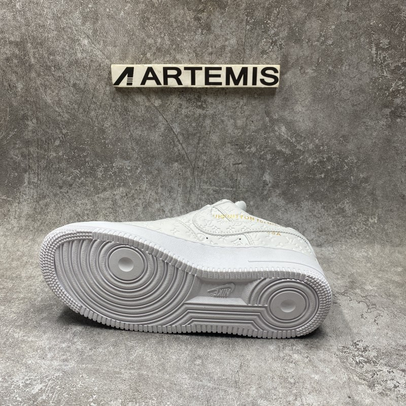 1V x Air Force 1 Low By Virgil Abloh White