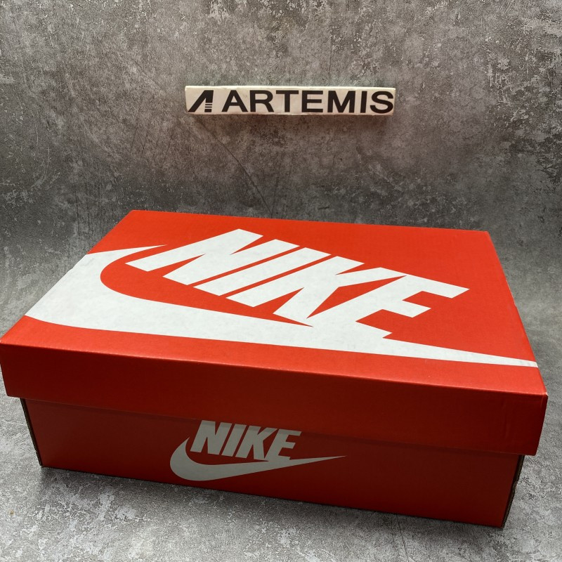 Nike Dunk Low Foam Finger