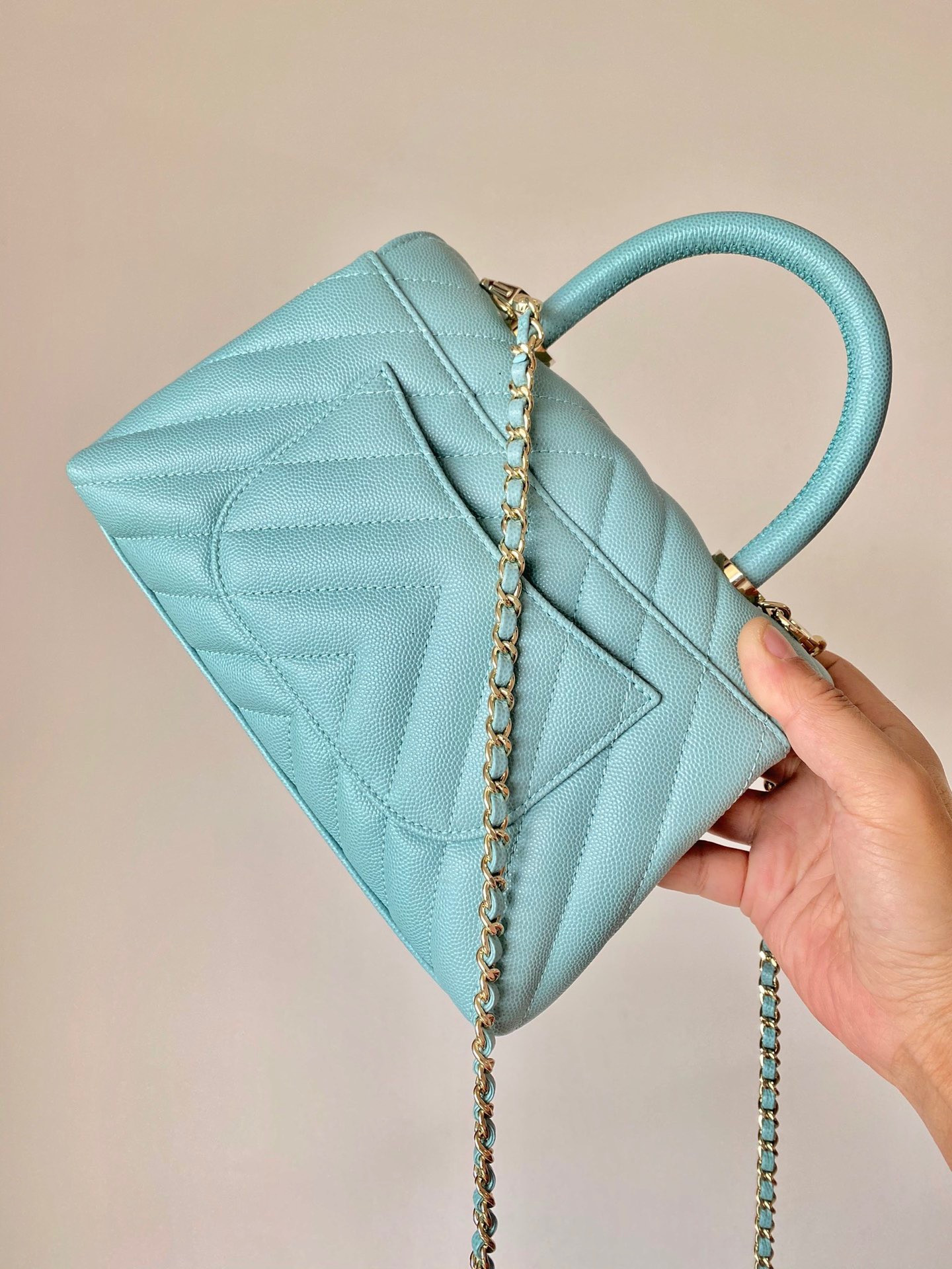 Ch*el coco handle small