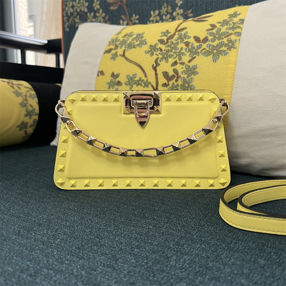 VALENTINO GARAVANI ROCKSTUD23 SMALL SMOOTH CALFSKIN SHOULDER BAG YELLOW