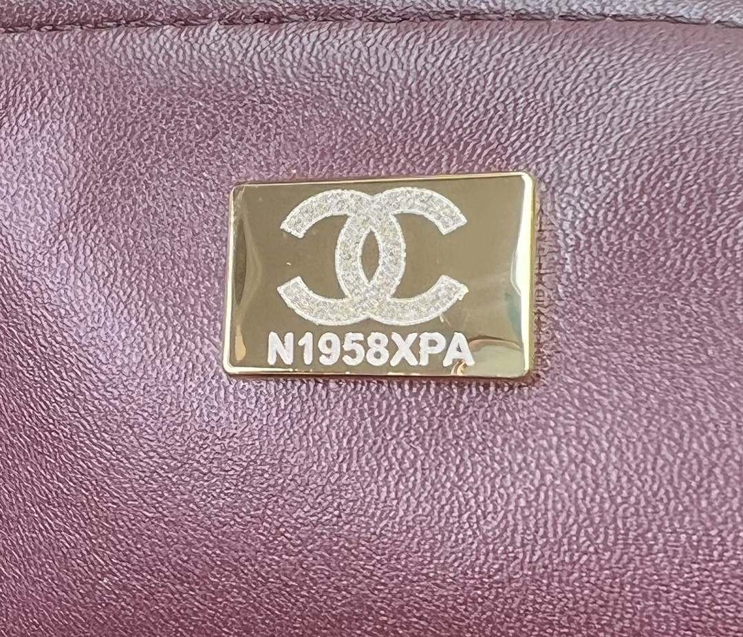 Ch*el classic 11.12 handbag tweed & gold-tone metal   6 × 9.9 × 2.5 in