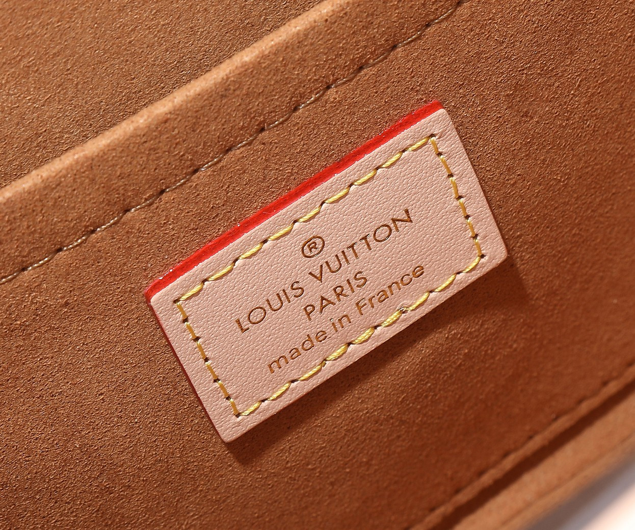 LV Around Me PM M47117  8.9 x 8.3 x 2.8 inches