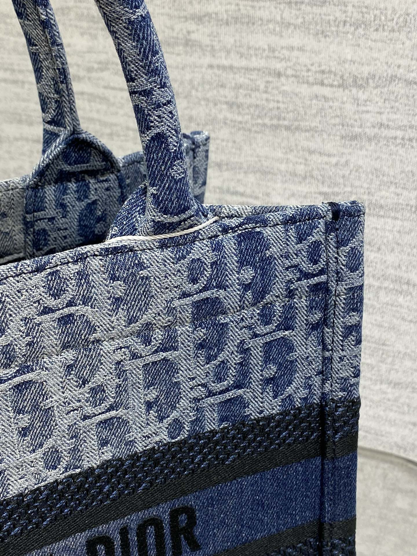 large D*or book tote blue denim D*or oblique jacquard 26x8x22cm