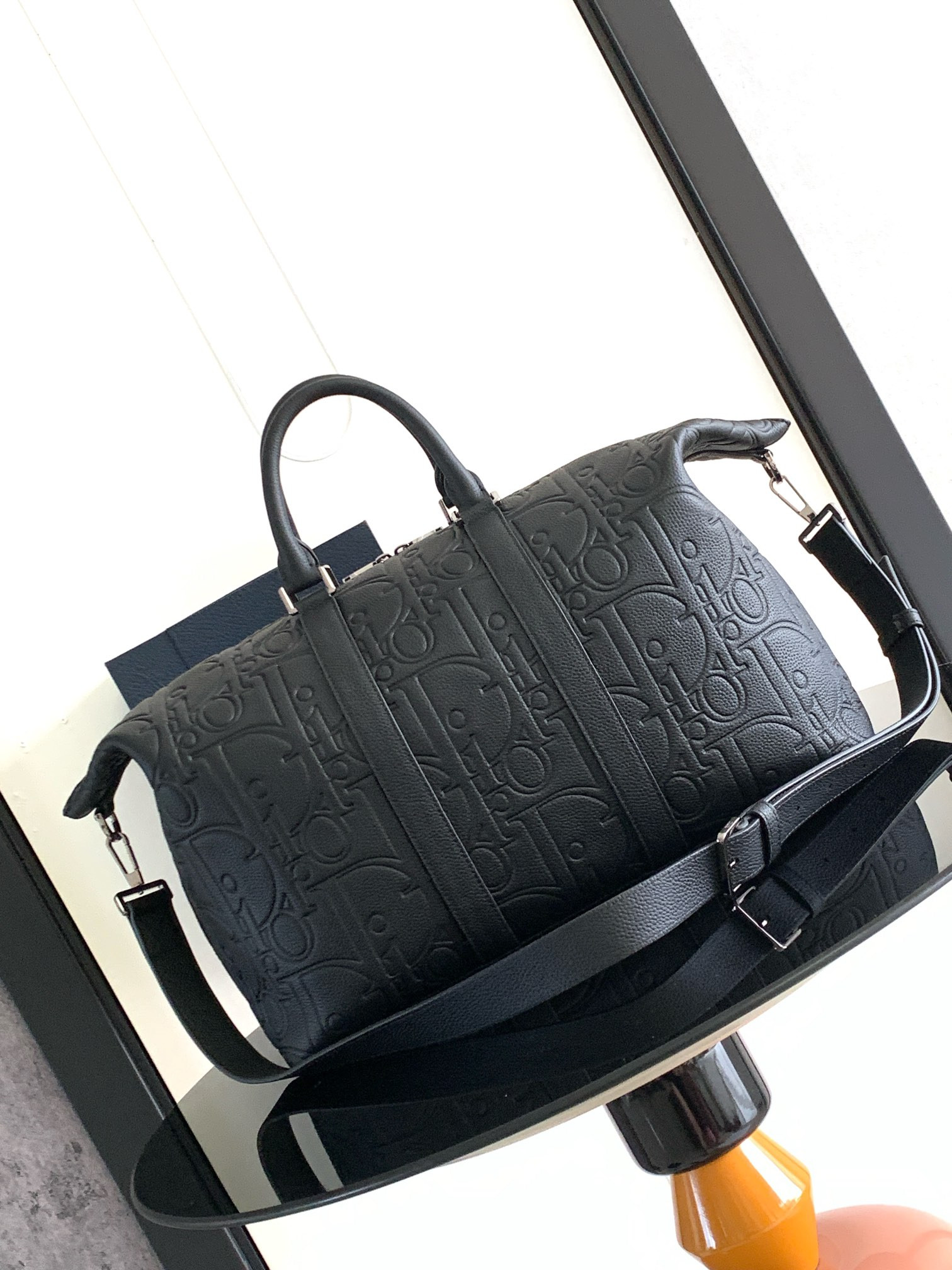 D*or weekender 40 black D*or gravity leather and black grained calfskin 57.5 x 34.5 x 22 cm