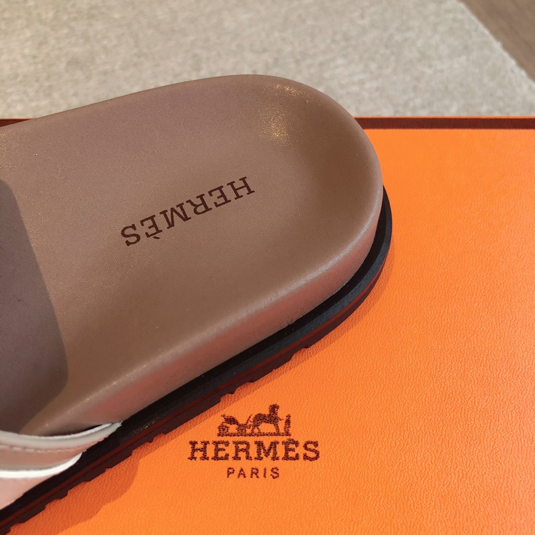 UA Hermès Empire Sandal