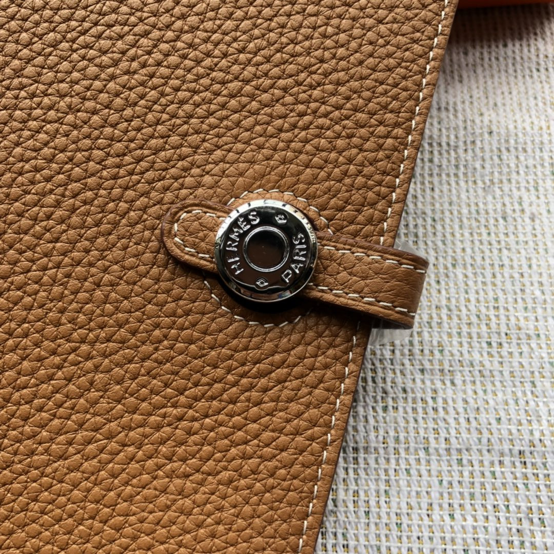 Hermès Dogon Duo Wallet