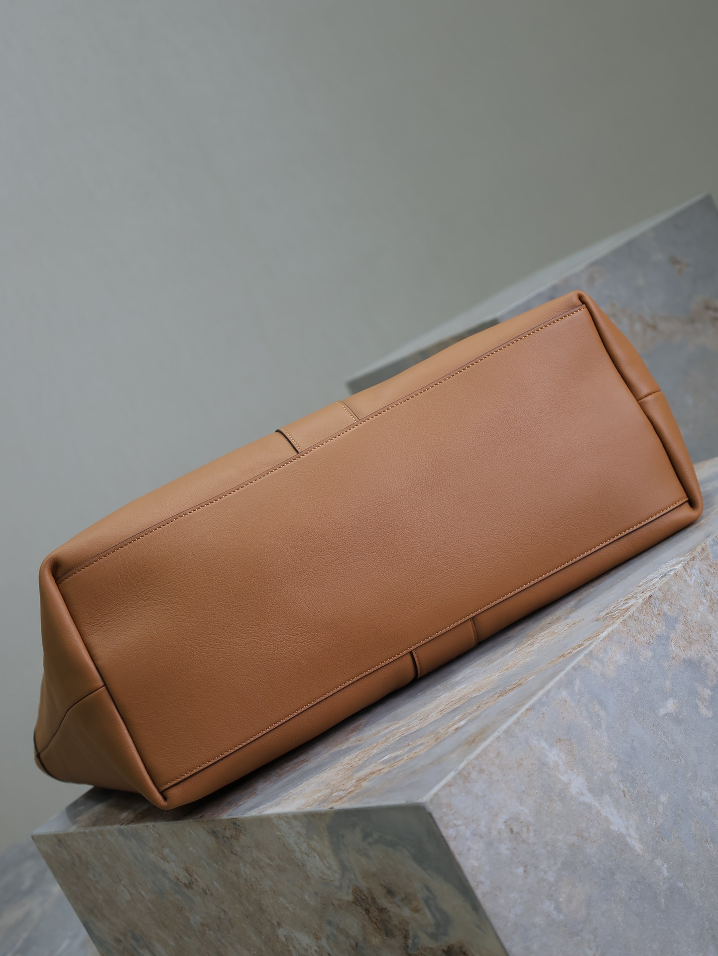 Y*L why tote 38 39x34x22cm