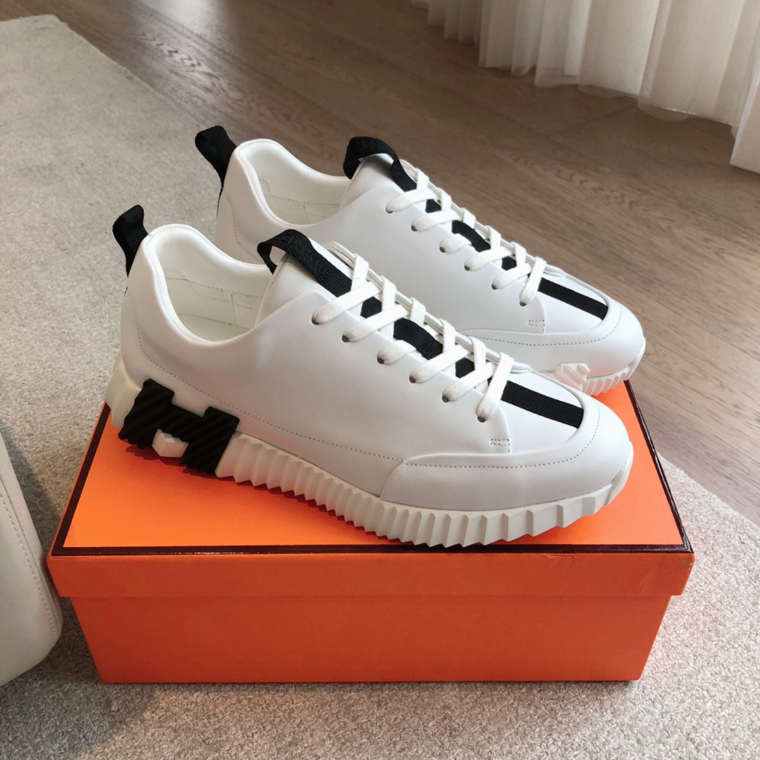 UA Hermès Bouncing Sneaker
