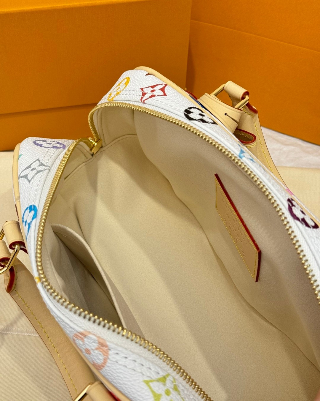 LV x TM Handbag East West M13084 27x14x10cm