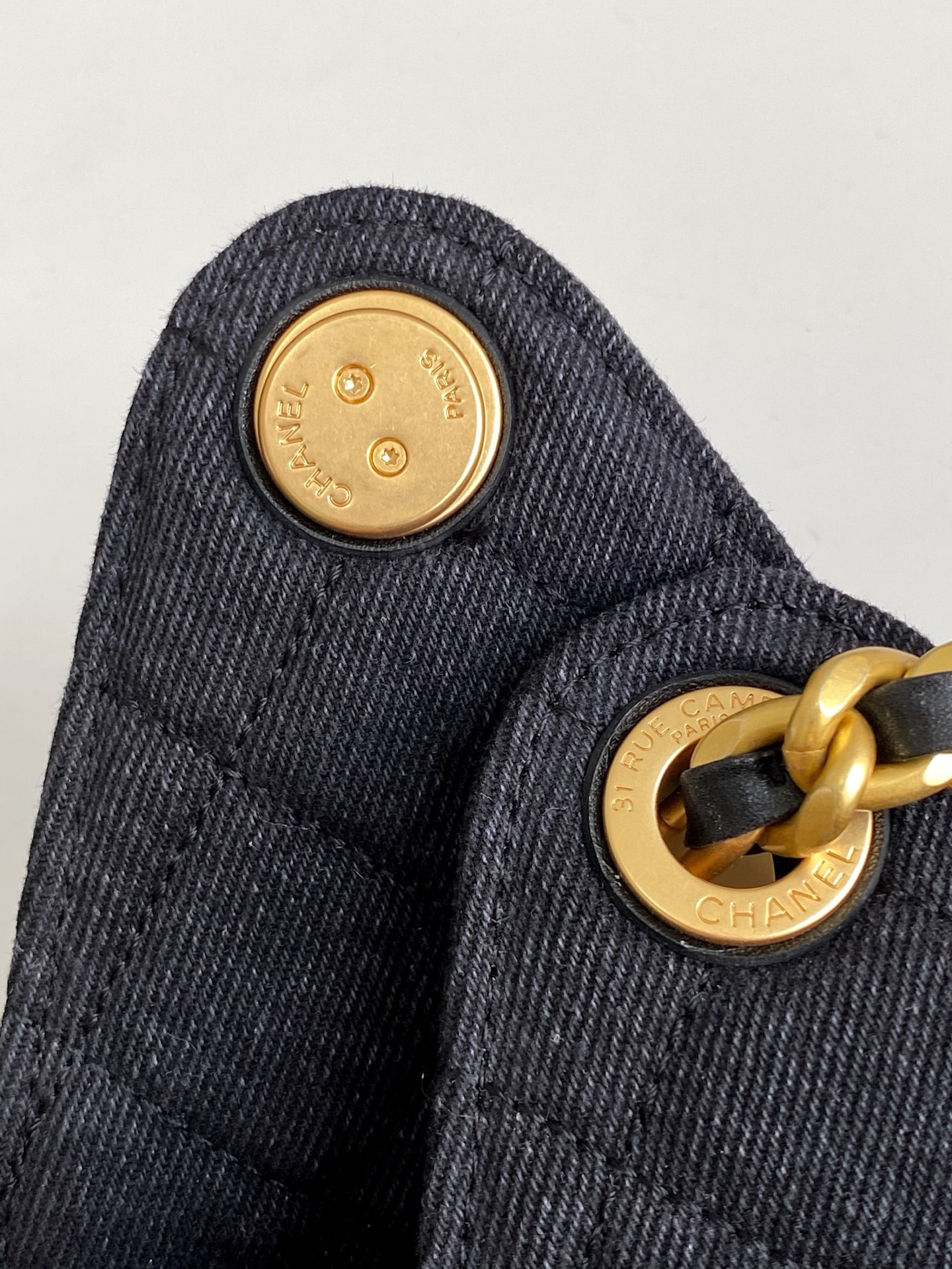 Ch*el 25 small bucket hobo handbag as5293 30x26x14cm